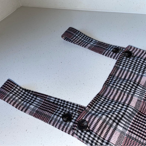 Pink Plaid Sleeveless dress - Picture 3 of 5